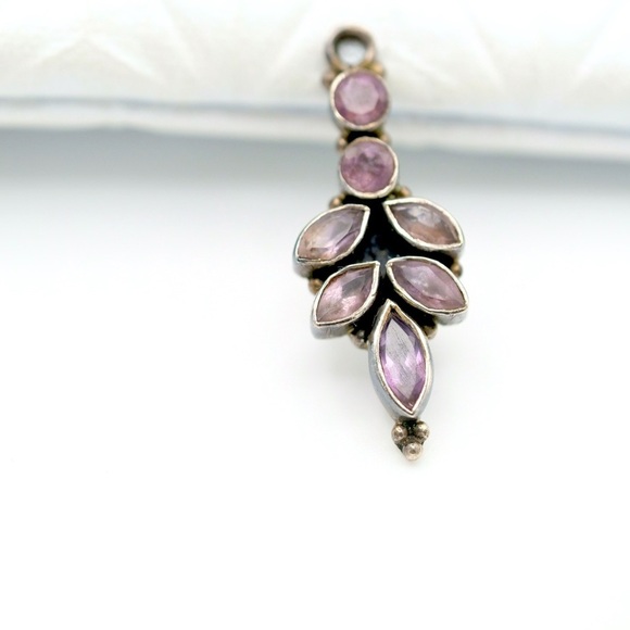 Very sweet  Vintage Amethyst Pendant - Picture 2 of 13